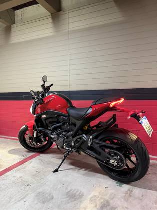DUCATI MONSTER 937 DUCATI MONSTER 937